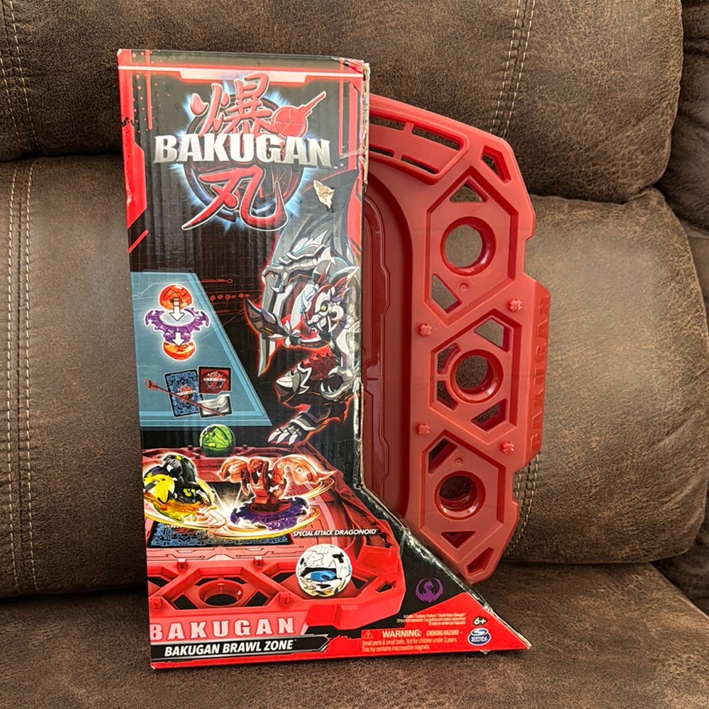 Bakugan Brawl Zone Compact Playset with Special Attack Dragonoid New Battle Set